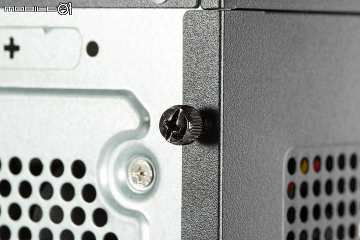 ASUS ExpertCenter D9 Mini Tower(D900MC) 商用主機開箱 在精簡空間內提供高度擴充彈性