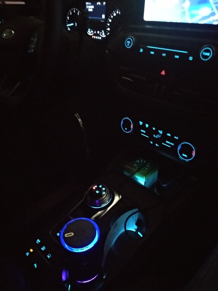 吃經濟實惠/便宜又大碗的Mondeo wagon Hybrid開箱