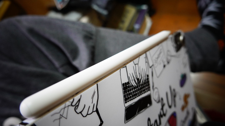 [分享] 類裸機，IPAD AIR 5 背膜（含側邊框）