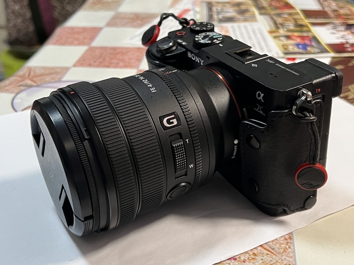 Sony FE PZ 16-35 F4 蓋大樓