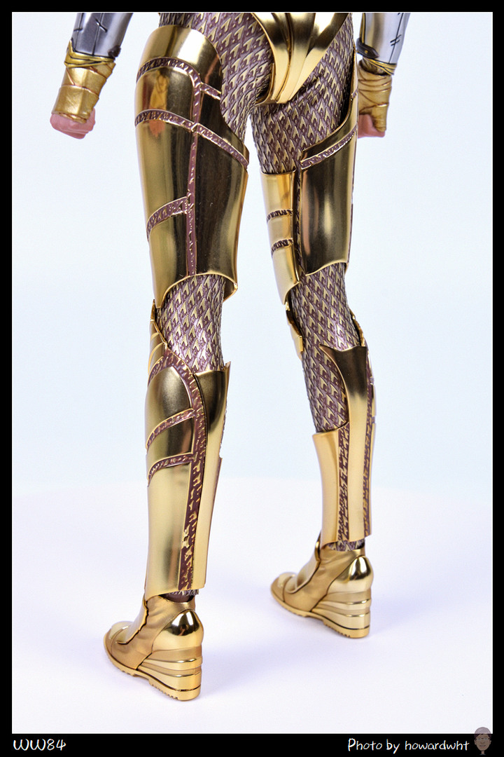 【開箱】Hot Toys - 神力女超人 金鷹盔甲DX版