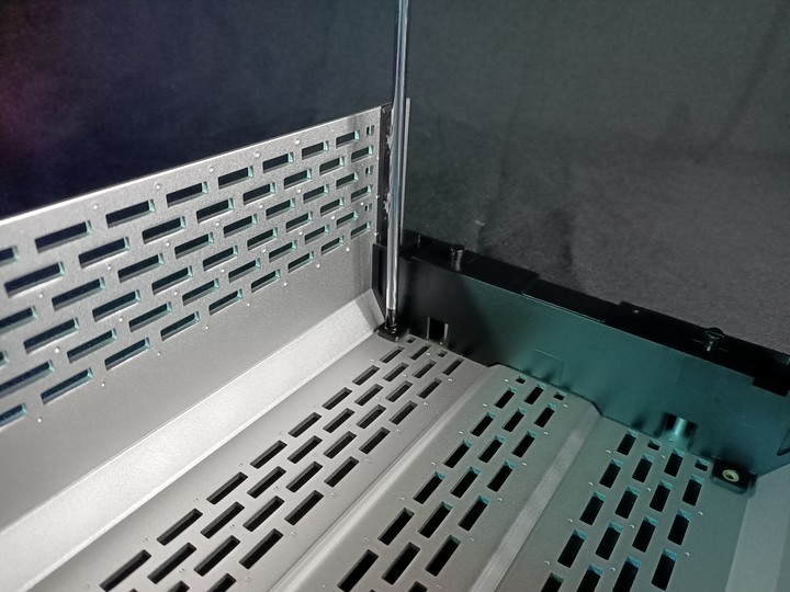 三種願望一次滿足 Phanteks Evolv Shift XT + Phanteks Revolt SFX金牌 650W 開箱評測