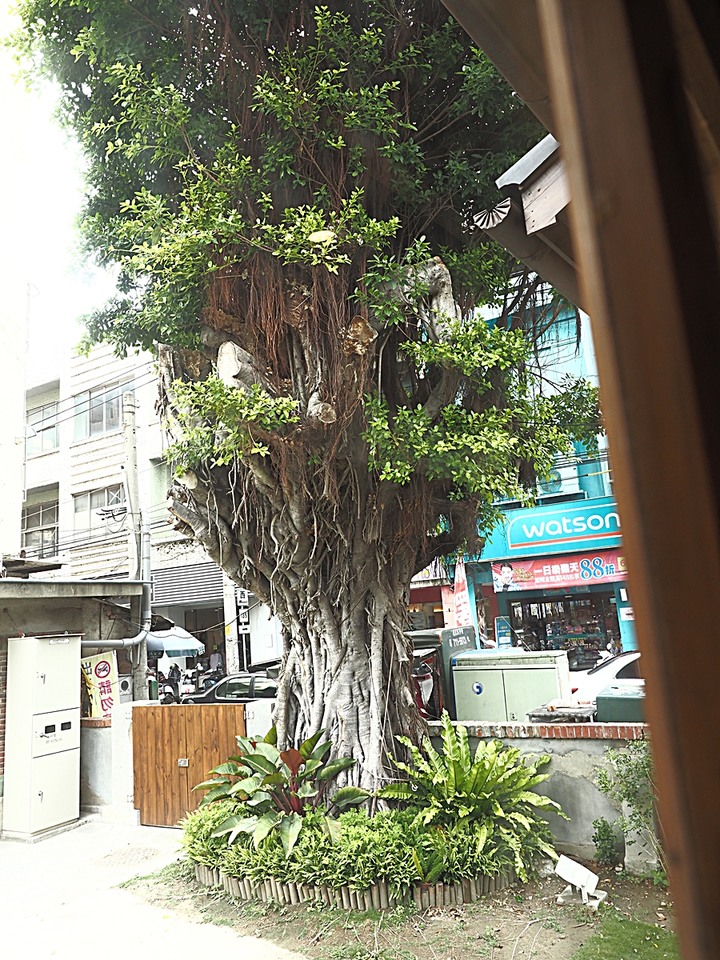 和美街長宿舍 — 少數保存至今的日治時期警察官吏派出所及官舍二合一建築