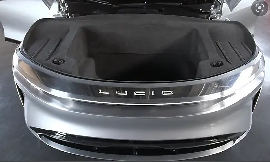 為什 BZ4X 不做前備箱 ??