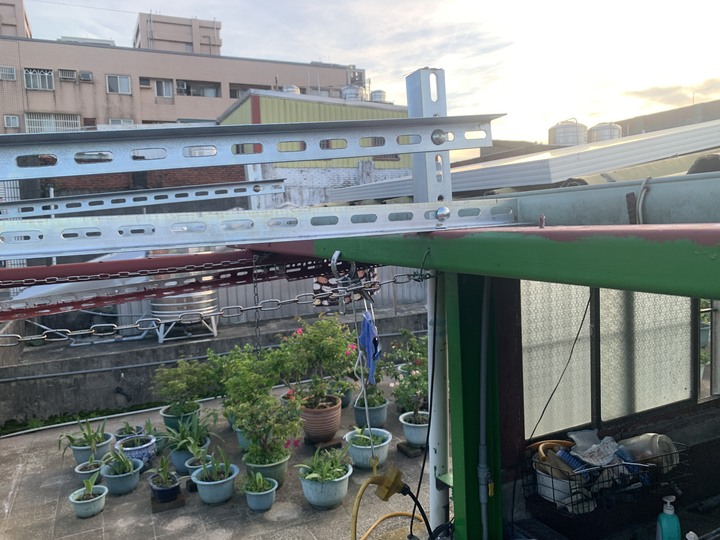 【開箱】太陽能680W並網110V~