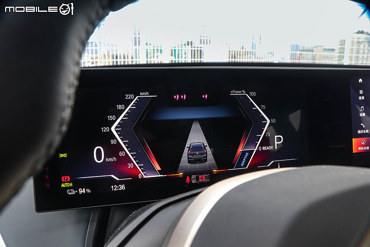 BMW iX xDrive40 旗艦版試駕|初嘗巴伐利亞發動機的轉型代表作!