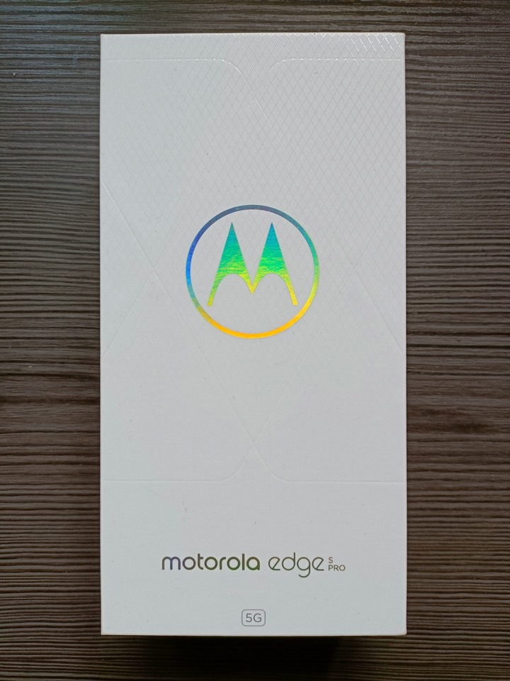 【外觀篇】Motorola edge S pro 偽開箱半年深度體驗分享
