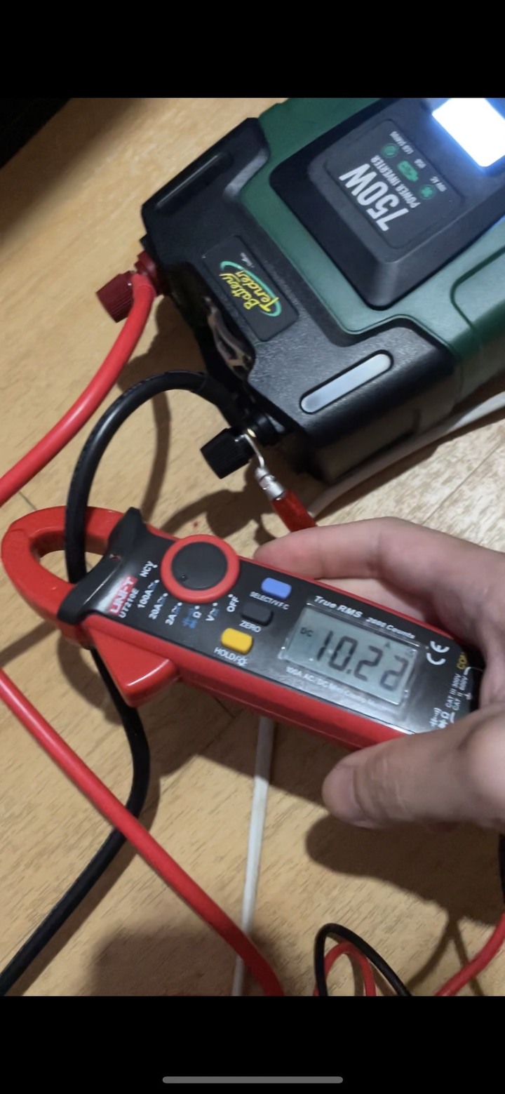 用10A充磷酸鋰鐵電池為什麼用勾錶測電流安培只有2A差異這麼大