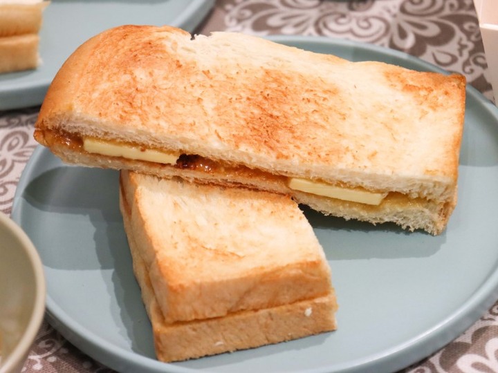 台中向上市場新馬國民早餐「咖椰吐司」~重現經典KAYA醬