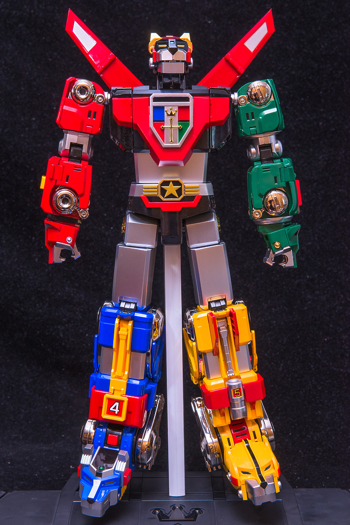 Blitzway × 5PRO STUDIO CARBOTIX《聖戰士》VOLTRON