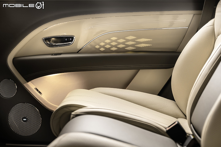 【海外情報】Bentley發表Bentayga EWB長軸版本,追求更舒適、奢華的後座乘載空間!