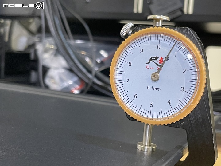 中堅新戰力，特色網狀通風直立中塔機殼 ThermalTake T27 TG ARGB