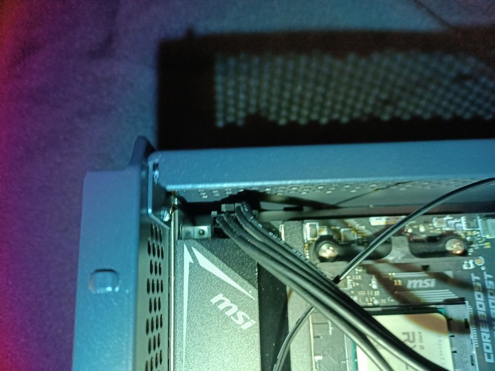 三種願望一次滿足 Phanteks Evolv Shift XT + Phanteks Revolt SFX金牌 650W 開箱評測