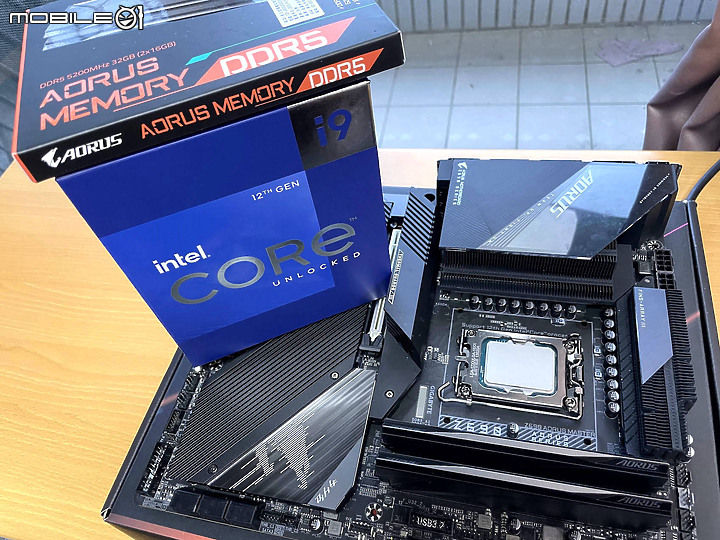 點我看大圖 現買現划算的大禮包 Z690 Aorus Master 開箱與性能測試