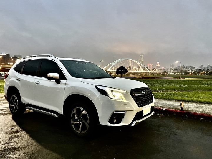 SUBARU Forester - 徐如林的安定感 vs SUV比較