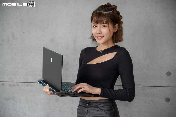 Alienware m15 R7 測試報告｜外星人信仰加持的 3A 遊戲利器！