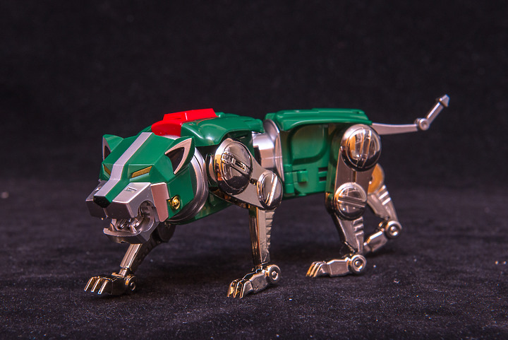 Blitzway × 5PRO STUDIO CARBOTIX《聖戰士》VOLTRON