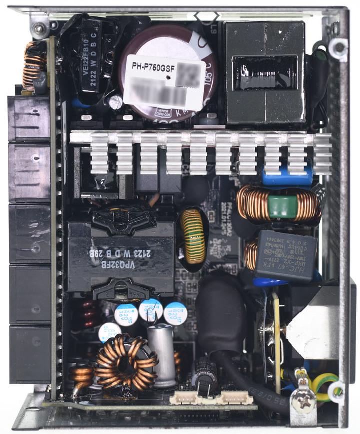 PHANTEKS追風者REVOLT SFX 750W金牌全模組化電源開箱