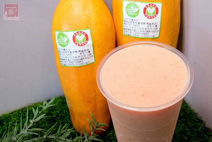 【臺南美食】主打養生的飲料也很好喝|菊花系列飲|新鮮水果飲品|有機無毒水果特調|菊花茶|木瓜鮮奶~~淳菊堂菊花茶飲專賣店