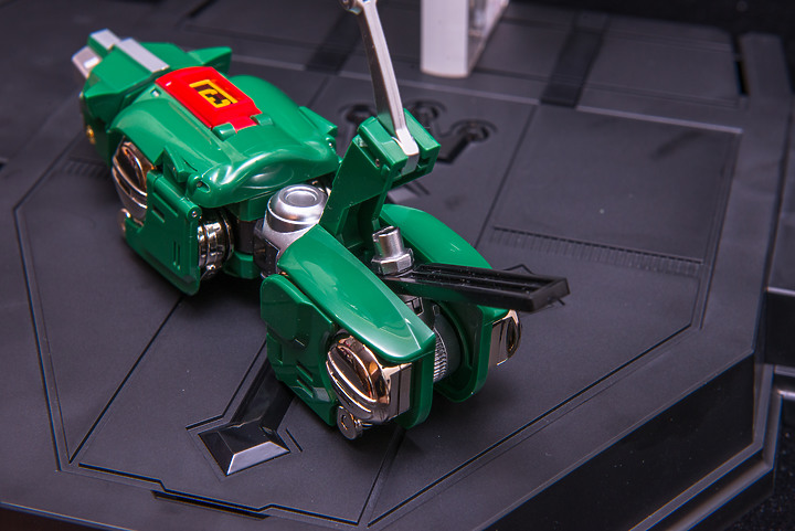 Blitzway × 5PRO STUDIO CARBOTIX《聖戰士》VOLTRON
