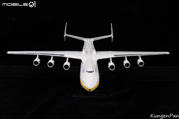 Revell 1/144 安托諾夫AN-225重型運輸機 「夢想號」(Mriya)