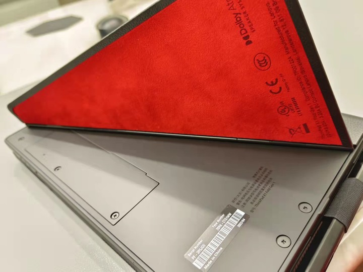 ThinkPad X1 Fold Gen1 開啟平板筆電新模式