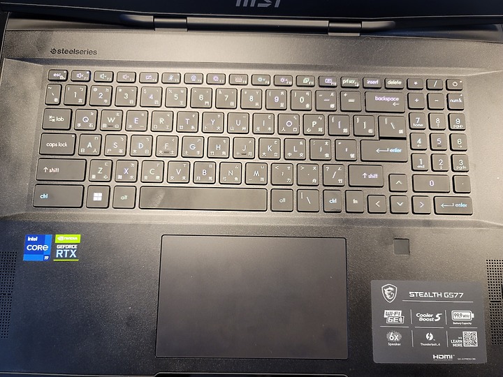 我的移動/效能平衡點 MSI Stealth GS77簡單開~