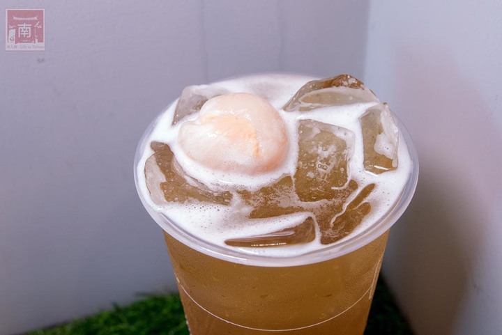 【臺南美食】主打養生的飲料也很好喝|菊花系列飲|新鮮水果飲品|有機無毒水果特調|菊花茶|木瓜鮮奶~~淳菊堂菊花茶飲專賣店