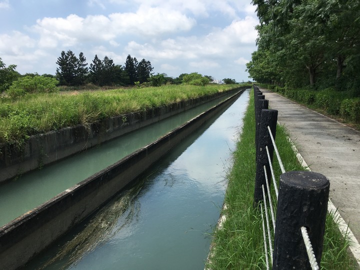 台南山海圳綠道自行車道