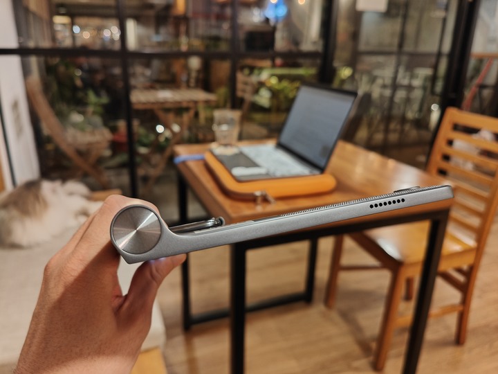 造型獨特的捲軸型態娛樂平板 Lenovo Yoga Tab 11 上手玩~