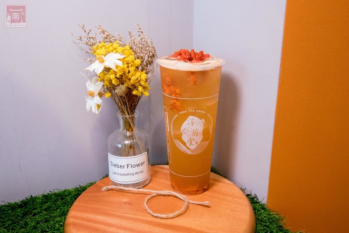 【臺南美食】主打養生的飲料也很好喝|菊花系列飲|新鮮水果飲品|有機無毒水果特調|菊花茶|木瓜鮮奶~~淳菊堂菊花茶飲專賣店