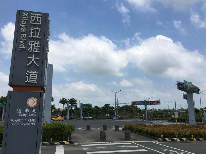 台南山海圳綠道自行車道