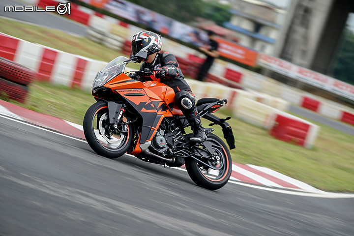 2022 KTM RC 390 賽道試駕｜電控齊全 競爭力再提升