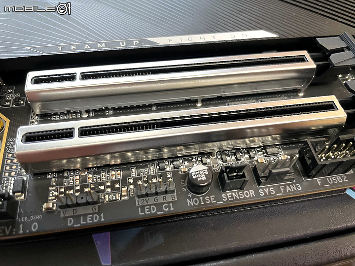 點我看大圖 現買現划算的大禮包 Z690 Aorus Master 開箱與性能測試
