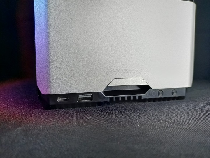 三種願望一次滿足 Phanteks Evolv Shift XT + Phanteks Revolt SFX金牌 650W 開箱評測