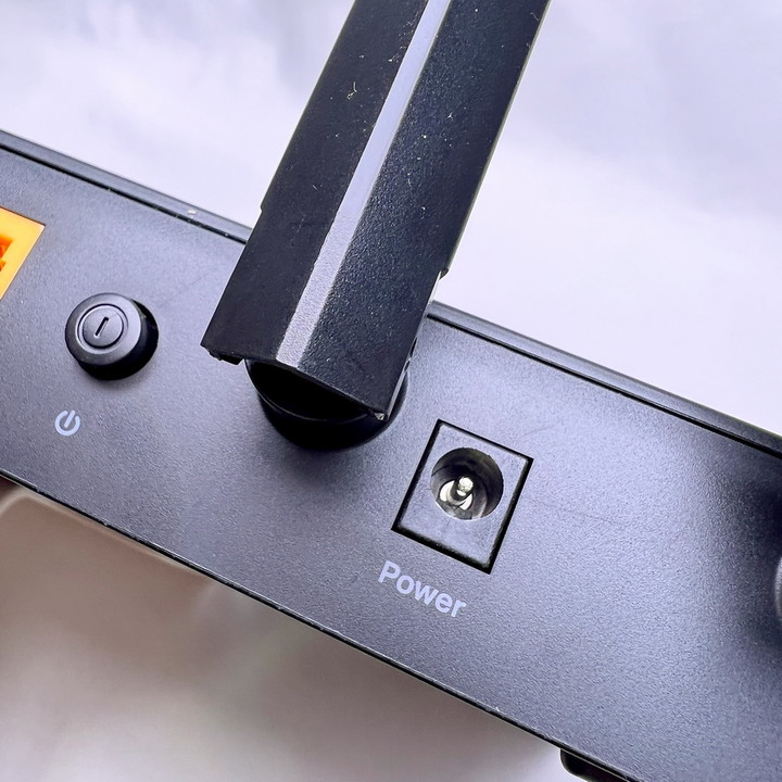 超高CP值！輕鬆改善網路品質 - TP-Link Archer AX53 無線路由器。