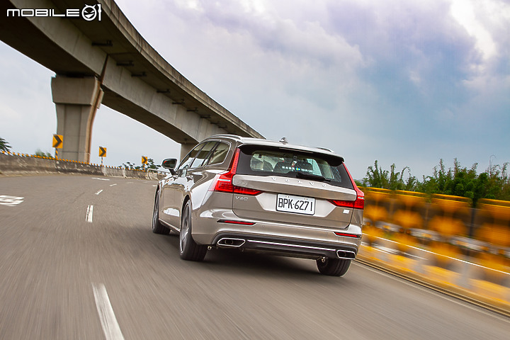 Volvo V60 Recharge T8試駕∣不畏旅程焦慮 盡享生活樂趣