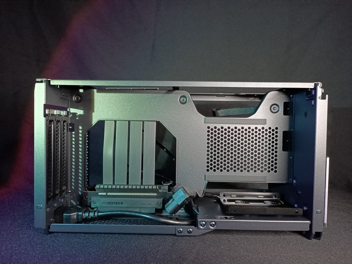 三種願望一次滿足 Phanteks Evolv Shift XT + Phanteks Revolt SFX金牌 650W 開箱評測