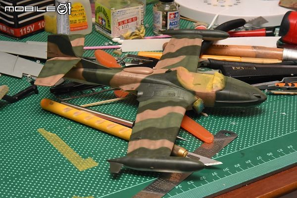 [模型製作記] 越戰怪怪機系列：A-37 蜻蜓