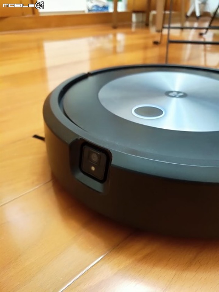 點我看大圖 掃地機器人iRobot J7+開箱 避便便專用!