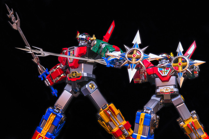 Blitzway × 5PRO STUDIO CARBOTIX《聖戰士》VOLTRON