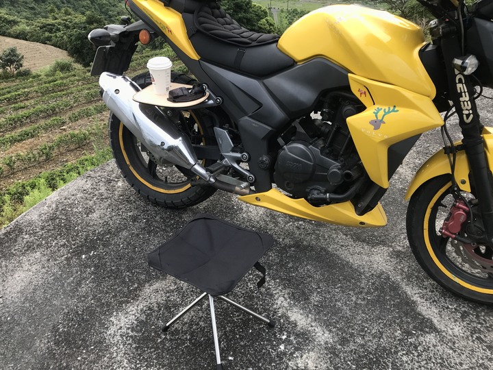 你有機車餐桌?