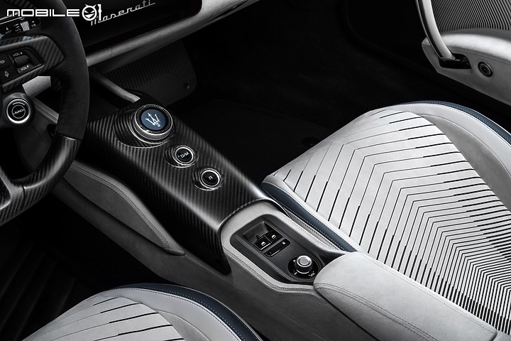 【海外新訊】12秒上空、3秒加速破百！Maserati MC20 Cielo 敞篷亮相！