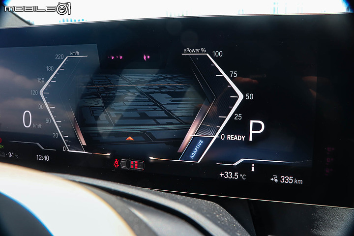 BMW iX xDrive40 旗艦版試駕｜初嘗巴伐利亞發動機的轉型代表作！