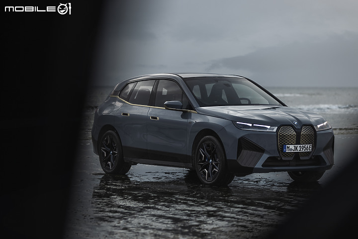 BMW iX xDrive40 旗艦版試駕|初嘗巴伐利亞發動機的轉型代表作!