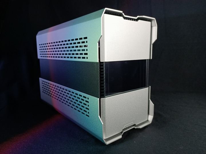 三種願望一次滿足 Phanteks Evolv Shift XT + Phanteks Revolt SFX金牌 650W 開箱評測