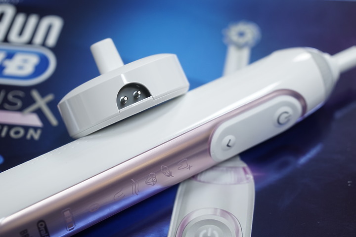 開箱歐樂b Genius X 電動牙刷、一些刷牙心得及Sonicare、國際牌對比