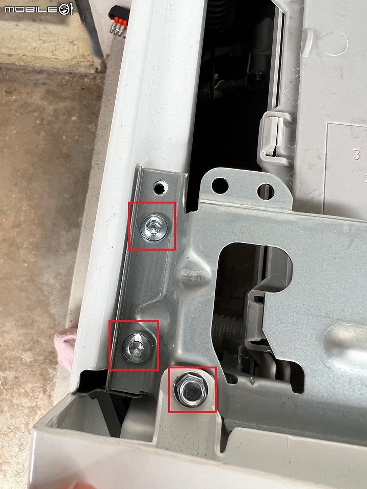 點我看大圖 伊萊克斯 EWW1141AEWA 烘乾風道簡單清理