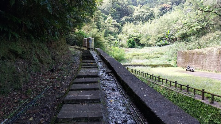 [樂山童盟] [新北平溪] 中央尖-臭頭山-東勢格越嶺步道
