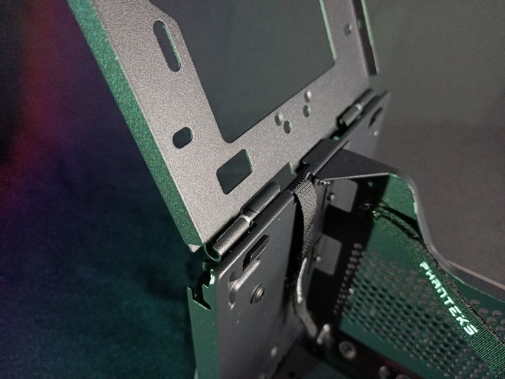 三種願望一次滿足 Phanteks Evolv Shift XT + Phanteks Revolt SFX金牌 650W 開箱評測